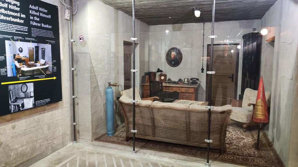 Ochenta años del suicidio de Adolf Hitler en plena recuperación de la ideología nazi por parte de la ultraderecha