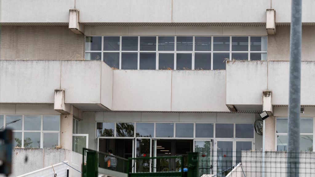 Archivo - Fachada del centro habilitado para la acogida de menores extranjeros no acompañados, a 25 de septiembre de 2024, en Fuenlabrada, Madrid (España).
