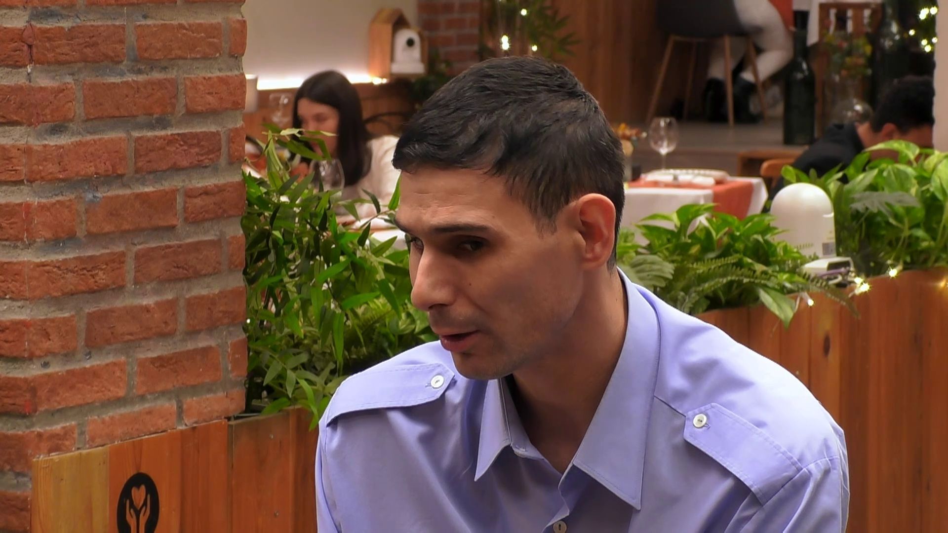 Ángel Manuel durante su cita con Daray en 'First Dates'.