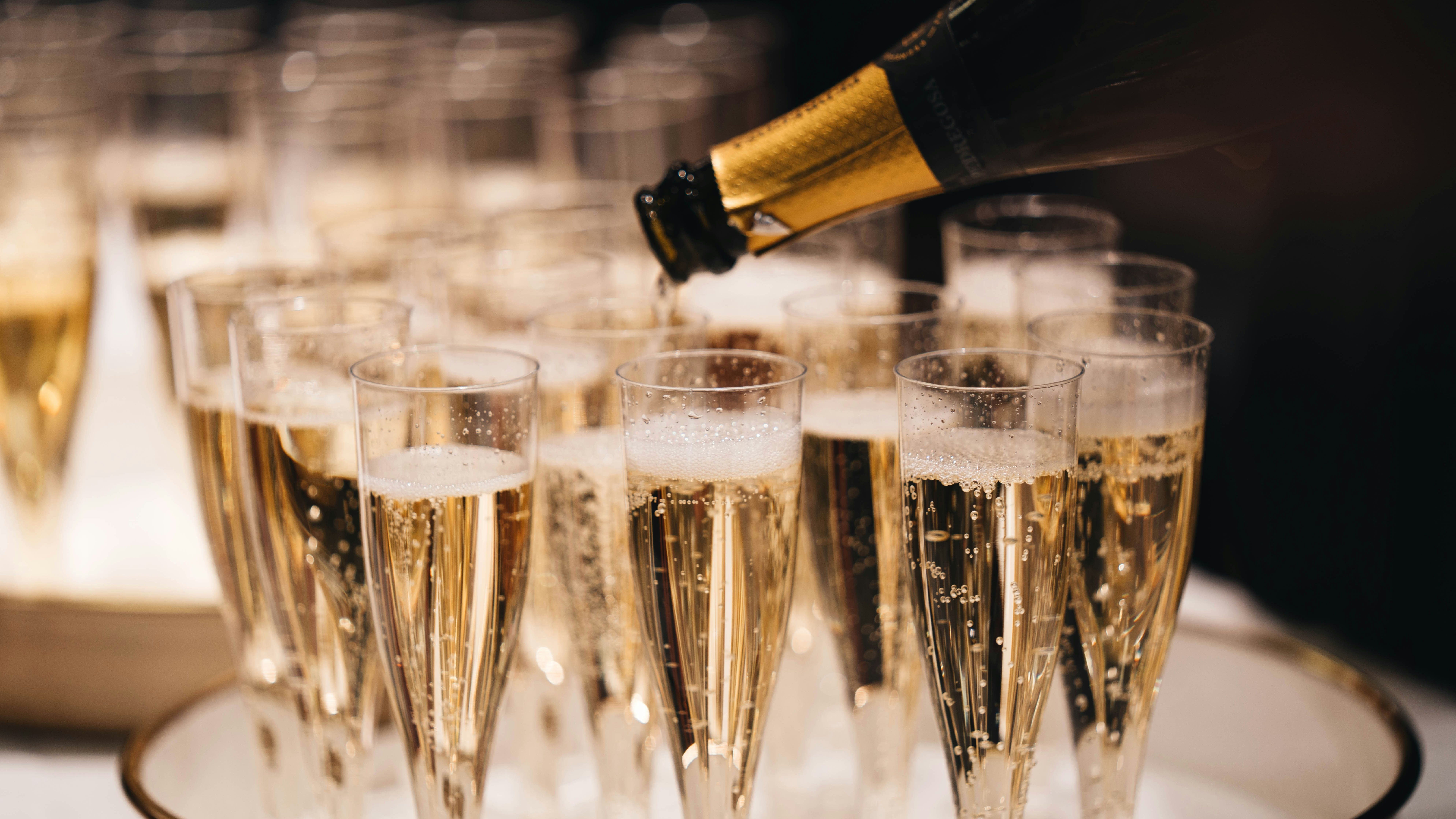 champan unsplash