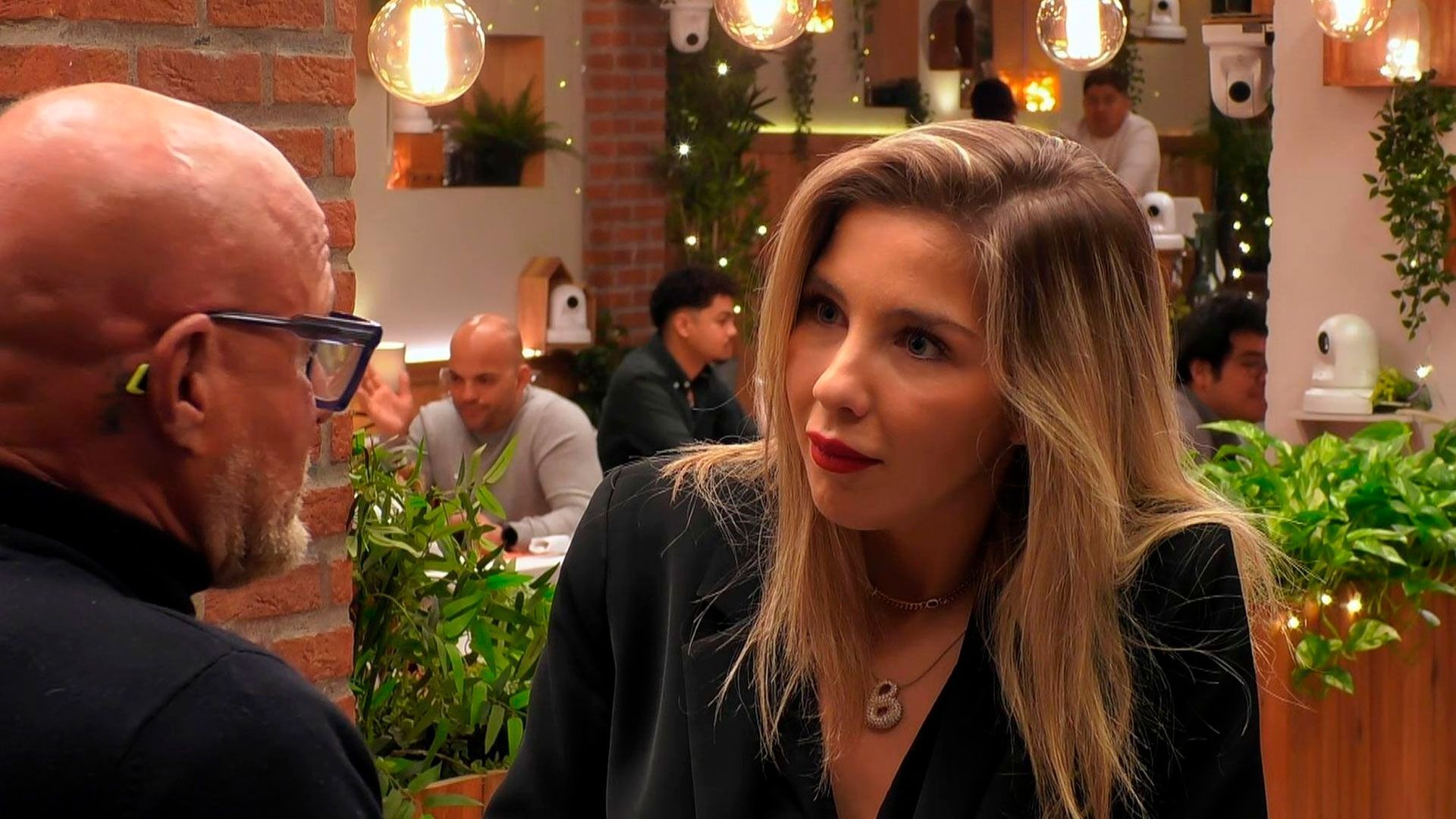 Laura Boado y Matías, más impactados que nunca al escuchar a que se dedica un soltero de ‘First Dates’: “¿Y te gusta?” First Dates Temporada 7 Top Vídeos 23296