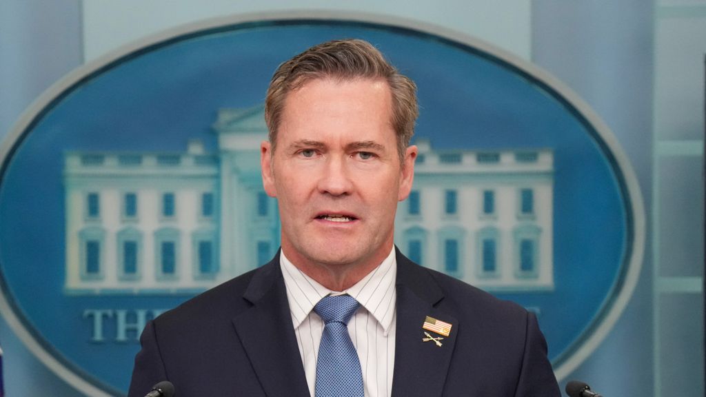 Trump aparta del Gobierno a su asesor Mike Waltz para nombrarlo embajador ante la ONU