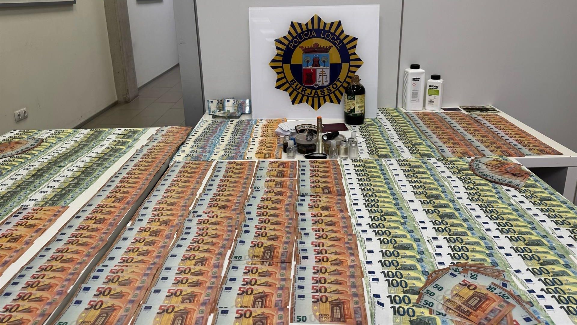 Billetes falsificados incautados en Burjassot