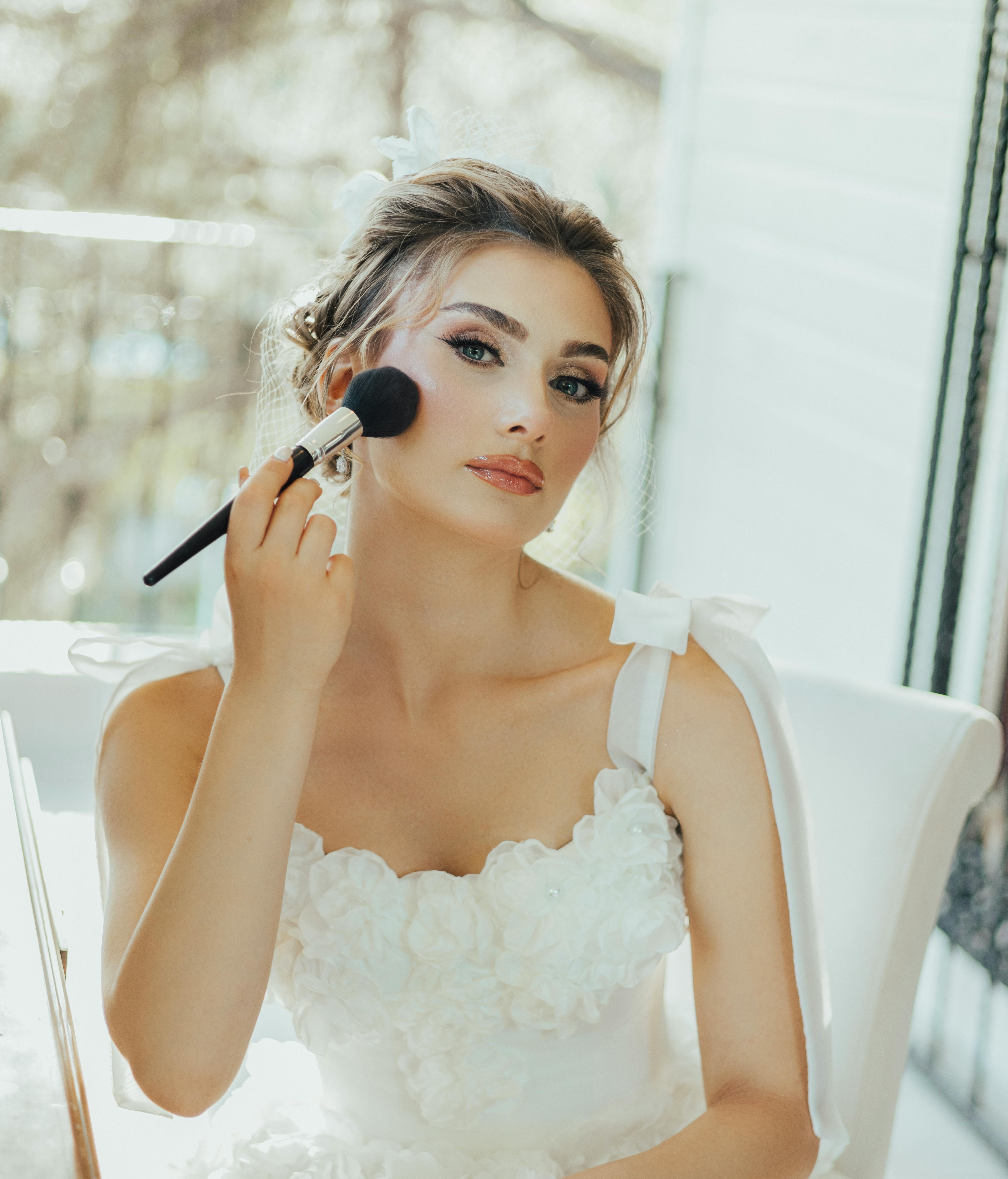 Haz la prueba de maquillaje con tiempo. FUENTE: Pexels