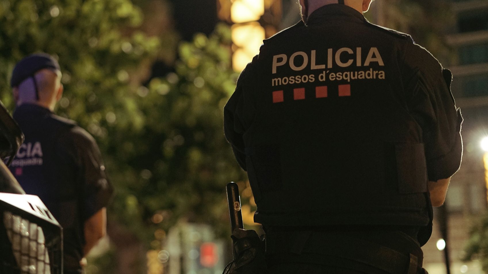 Dos agentes de los Mossos