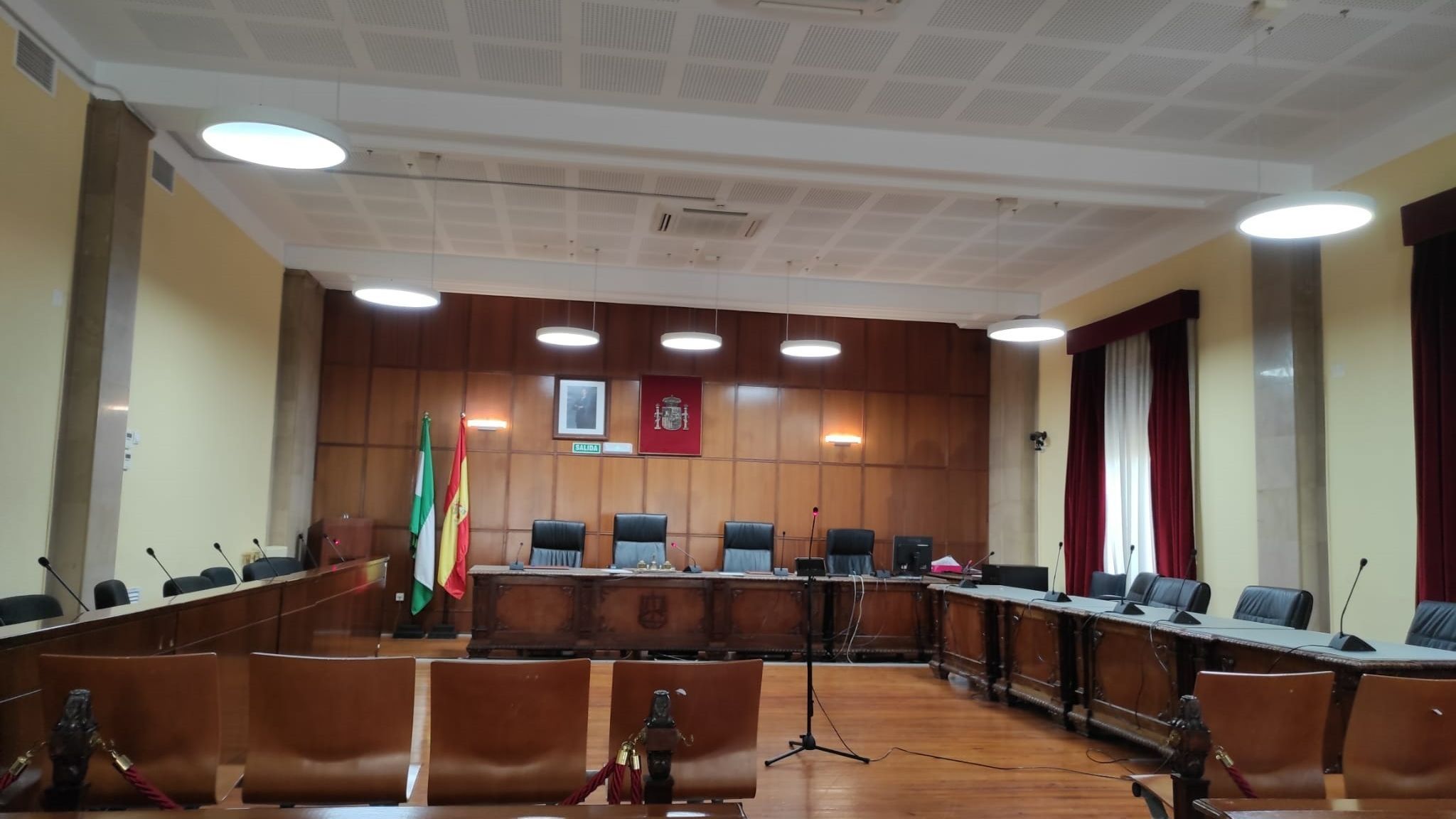 Condenado a 14 años de cárcel tras asestar 15 puñaladas a su pareja cuando tenía a su bebé en brazos