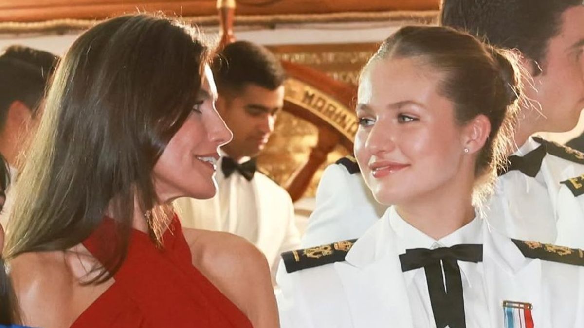 La Reina y la Princesa de Asturias, en la recepción ofrecida a bordo del Buque Escuela “Juan Sebastián de Elcano” durante su escala en Panamá