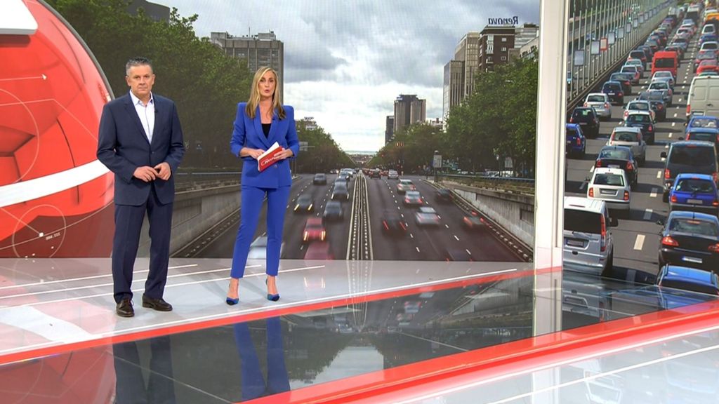 Con Roberto Arce y Marta Reyero Noticias Cuatro 2025 Noche 04/05/2025