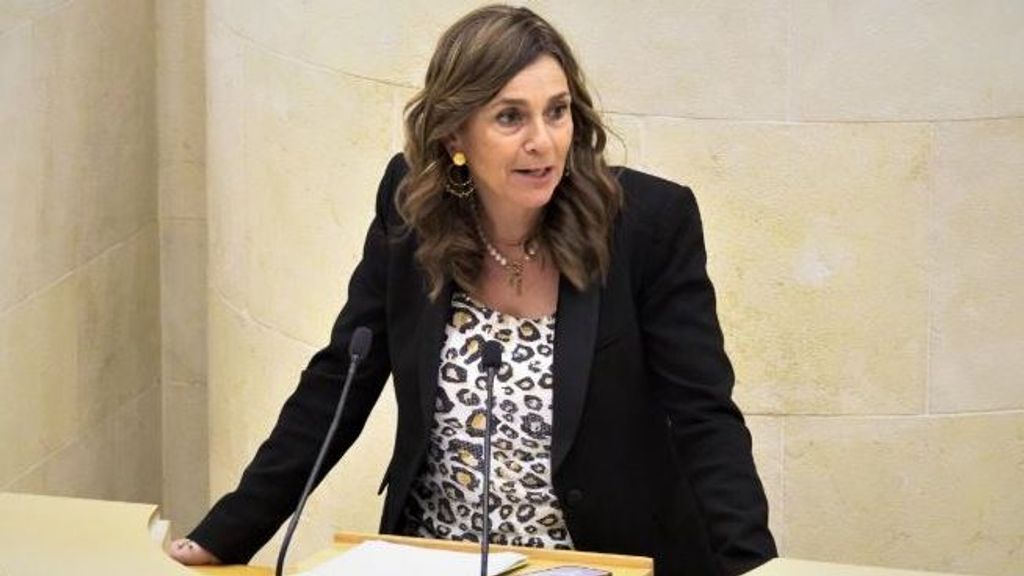 Paula Fernández sucederá a Revilla como cabeza de lista del PRC en las elecciones de 2027