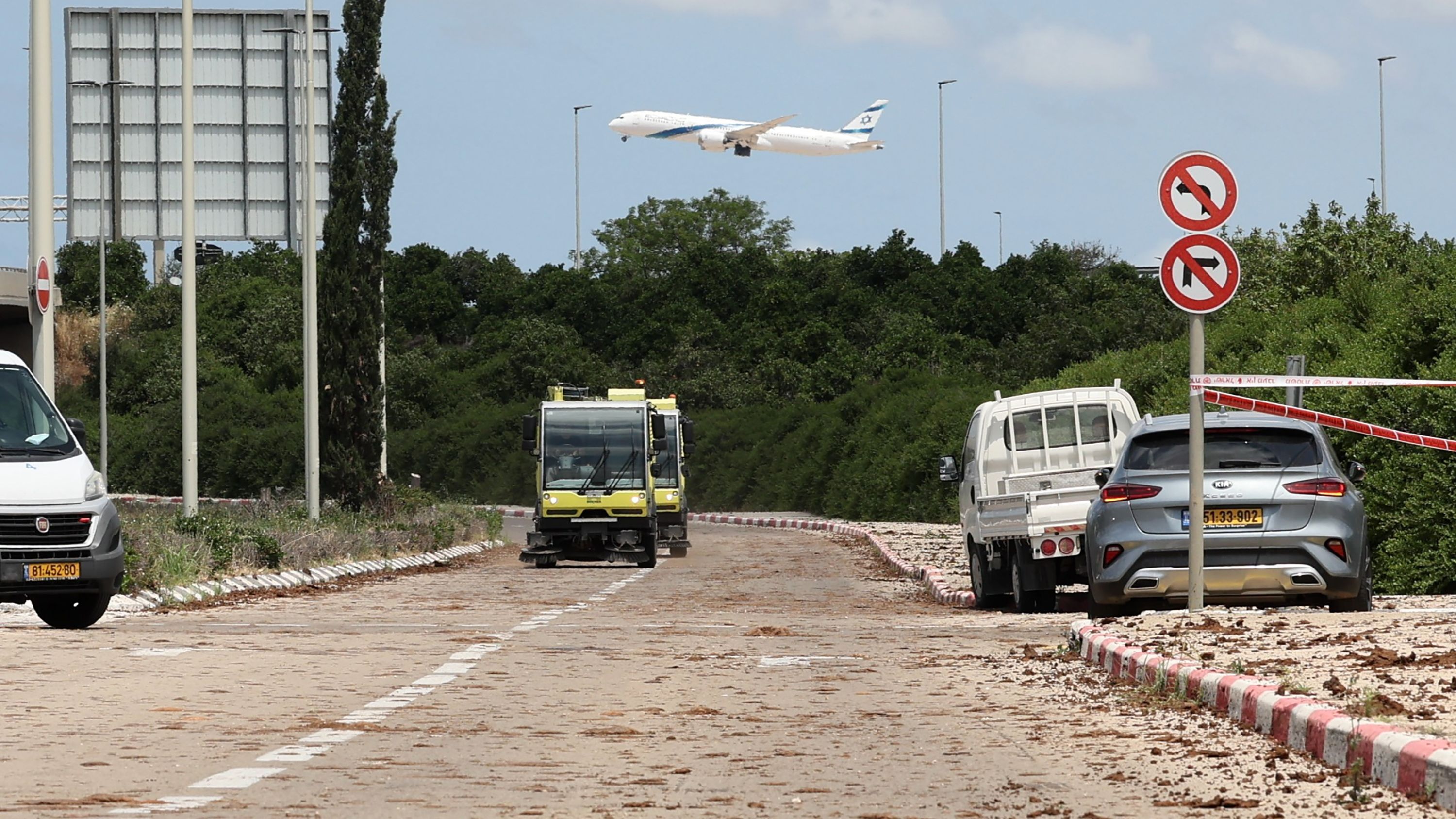 Seis heridos por el impacto de un misil hutí cerca del aeropuerto israelí de Ben Gurión