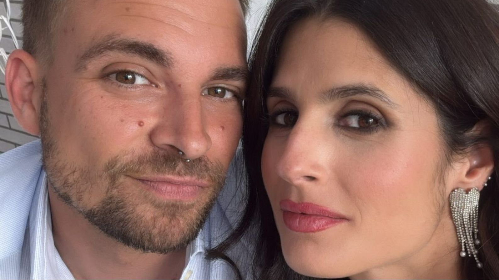 José María Almoguera y María Sánchez, juntos por primera vez en un evento familiar