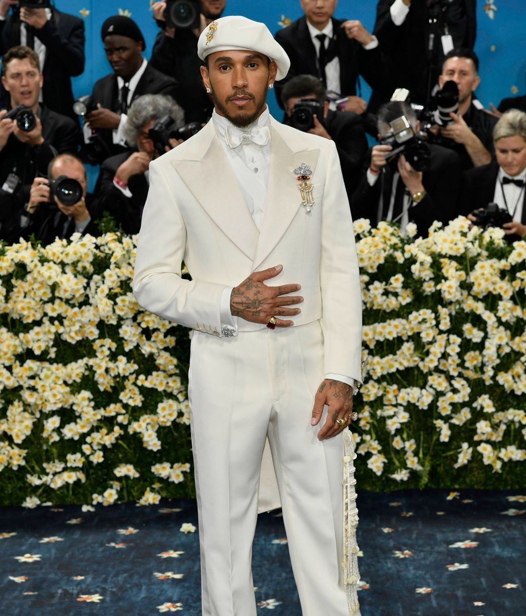 Lewis Hamilton en la MET Gala 2025