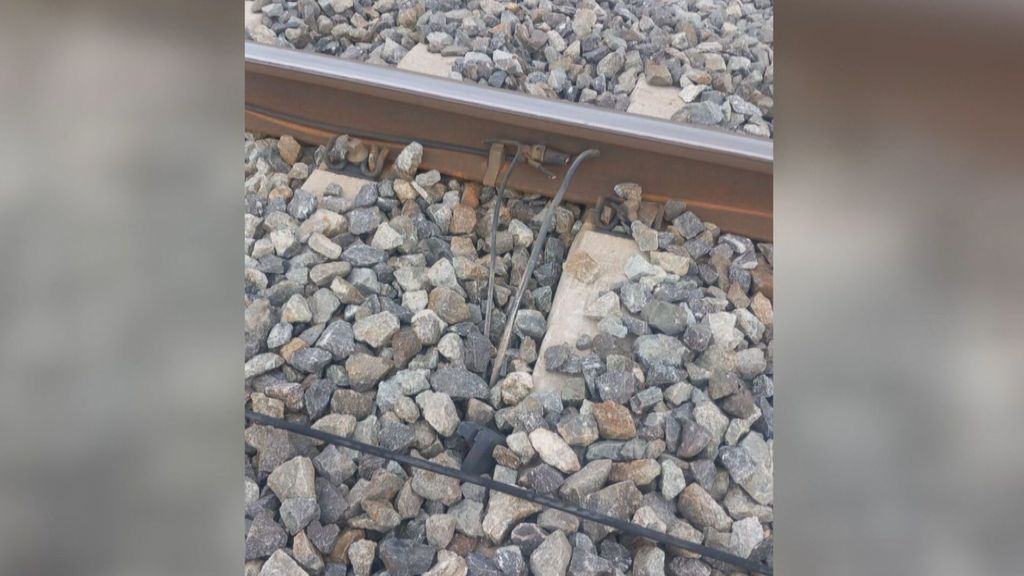 Un robo de cable deja a casi 11.000 viajeros atrapados en 30 trenes entre Madrid y Andalucía