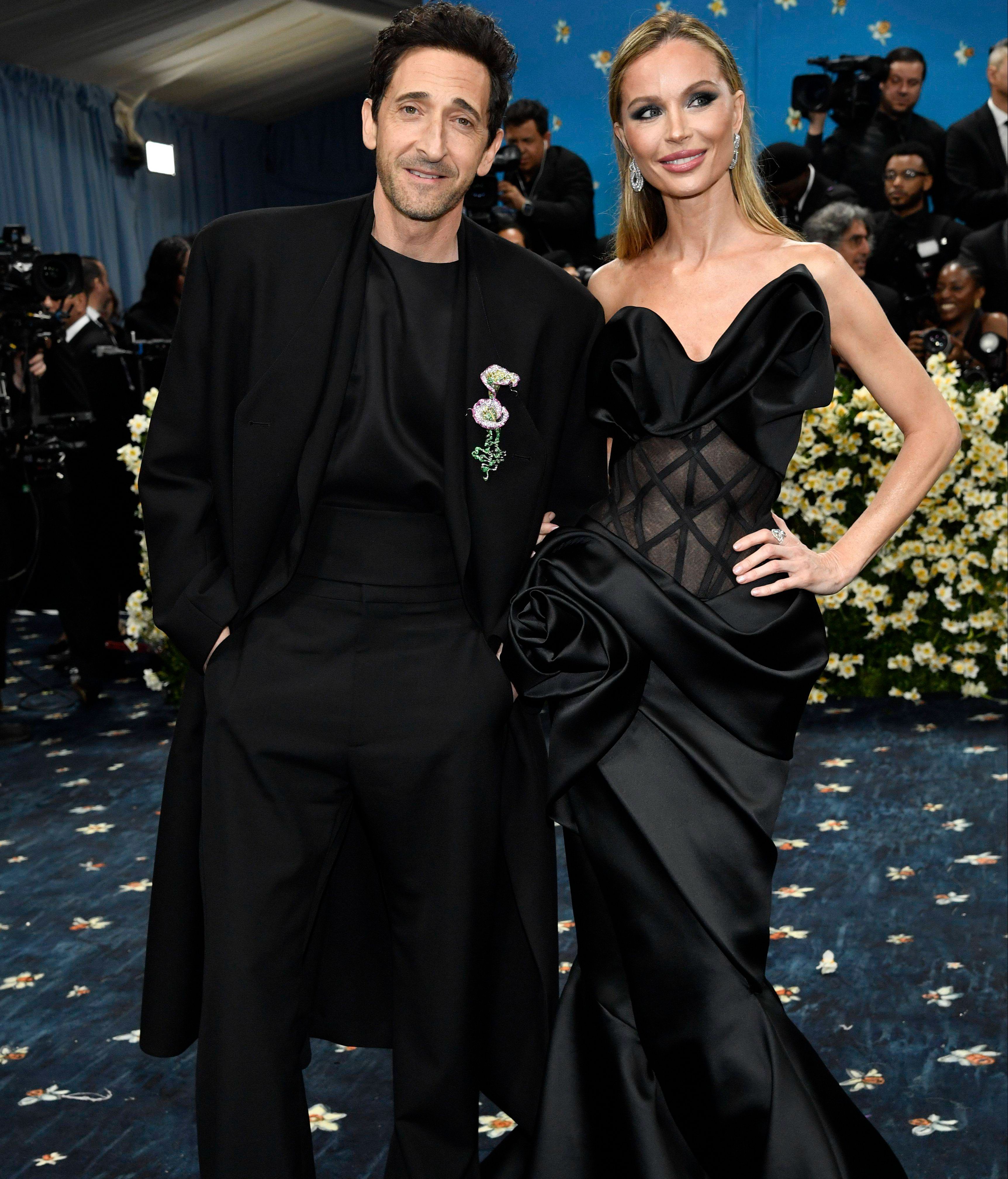 Adrien Brody y Georgina Chapman.