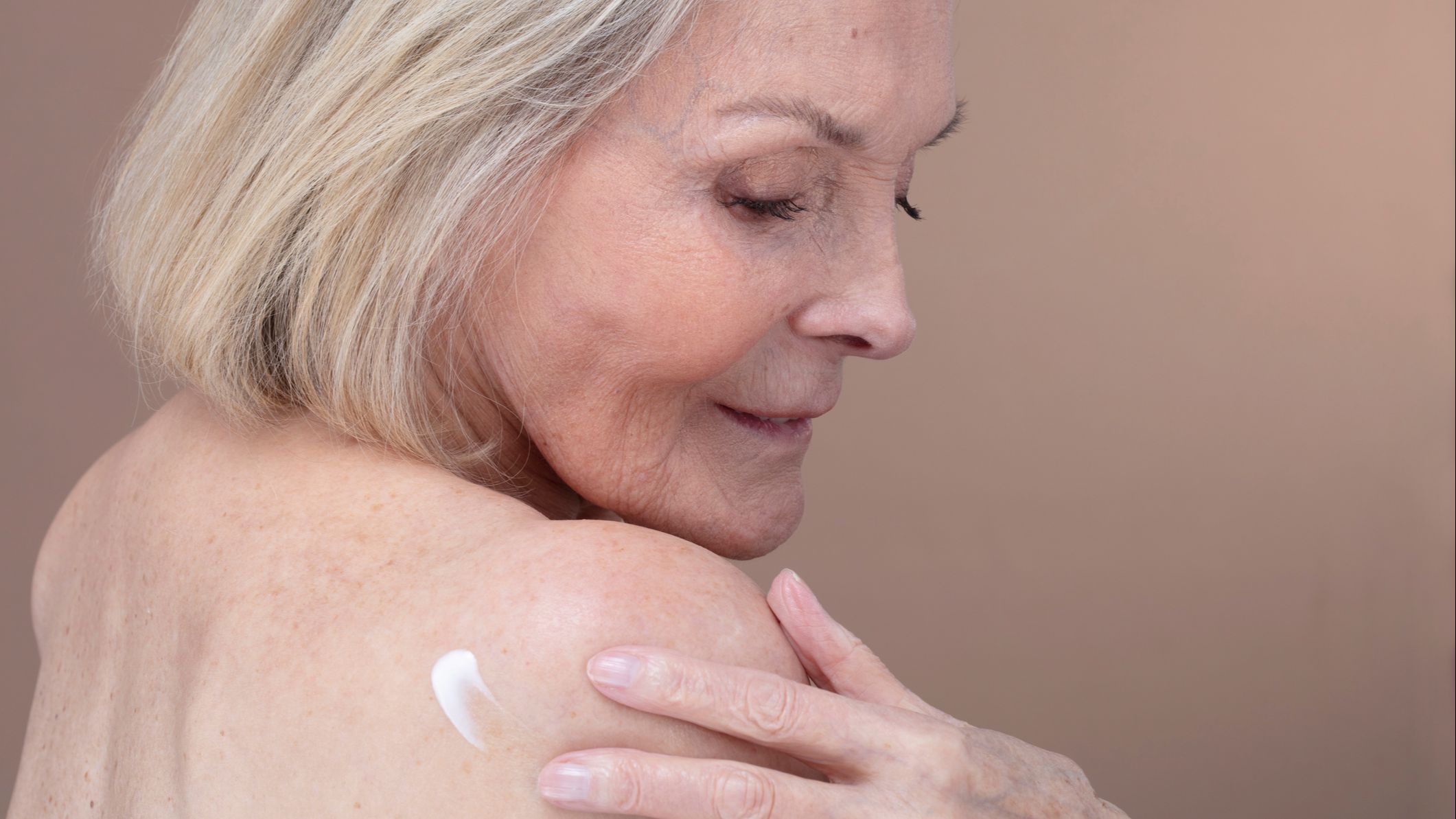 Felipe Marín recomienda exfoliar la piel del cuerpo una vez a la semana. Imagen de archivo.