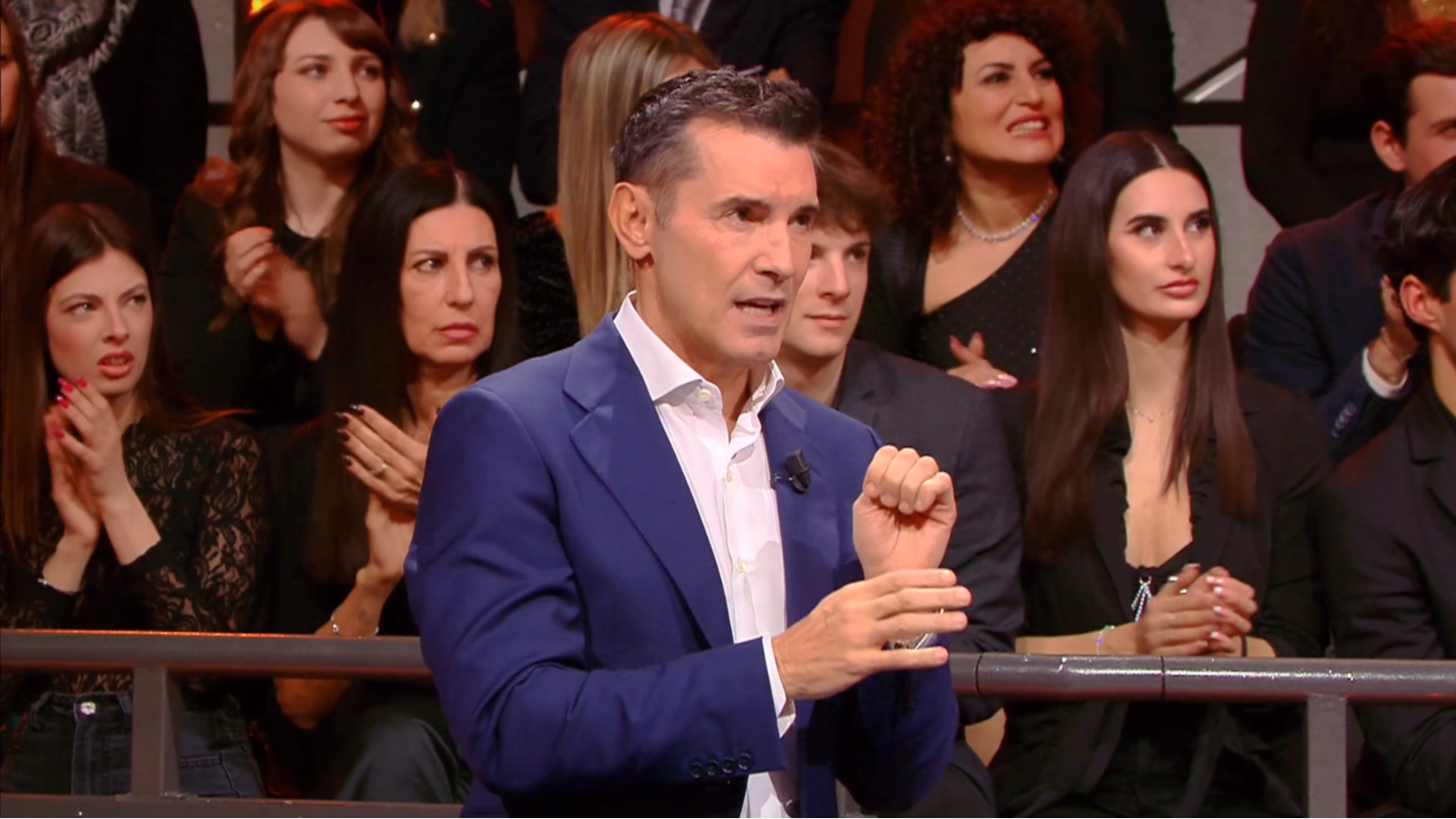 El sufrimiento de Jesús Vázquez al presenciar este arriesgado reto con una motosierra: "Hace un rato que dejé de mirar"