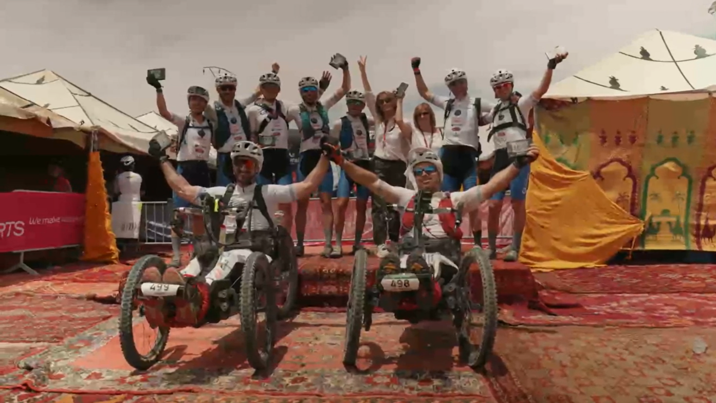 Un equipo mixto con personas discapacitadas completa la 'Titan Desert'