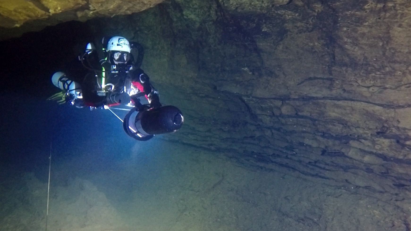 Uno de los miembros del GEM, durante una expedición