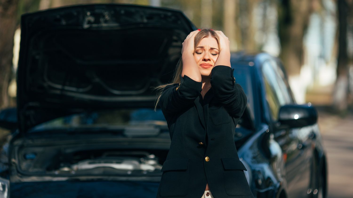 Además del coche averiado, te pueden poner una buena multa