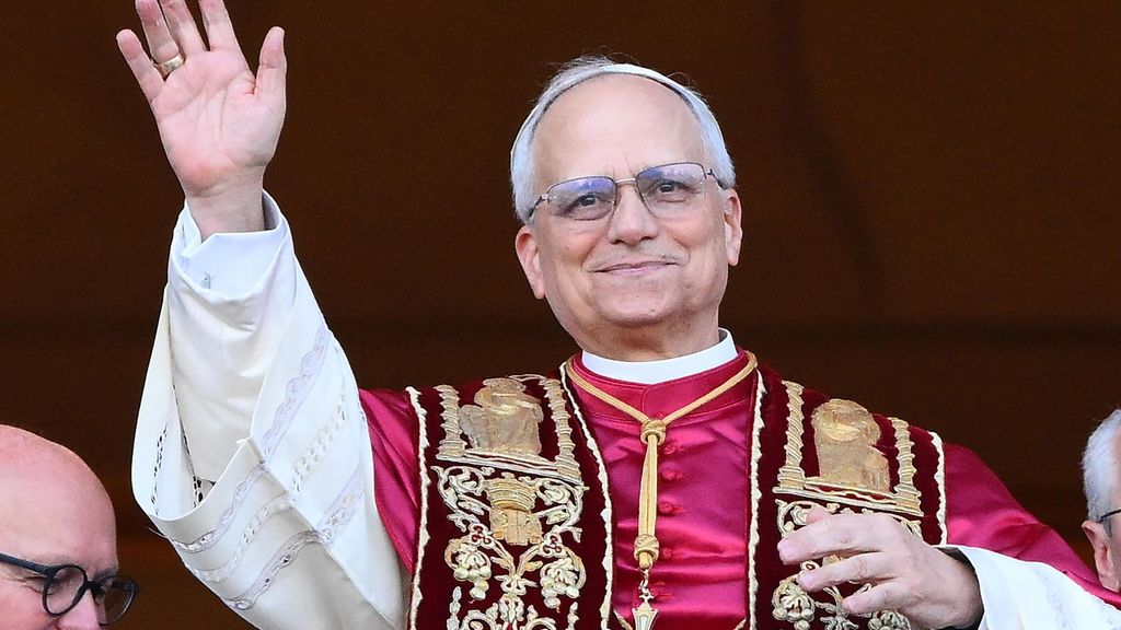 Así es Robert Prevost, nuevo papa: cardenal de EEUU con ascendencia española, misionero agustino en Perú y 'jefe' de los obispos