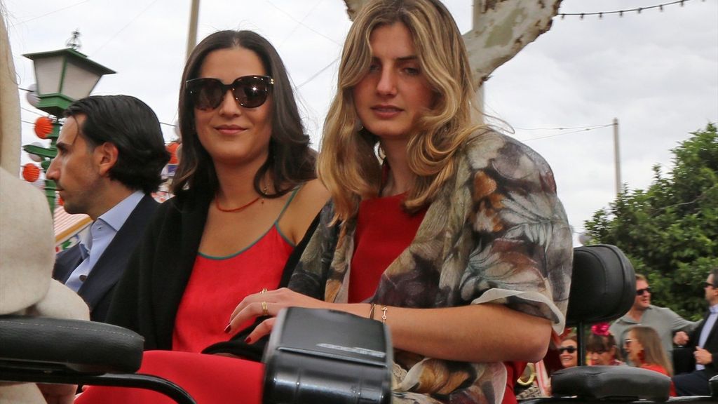 Bárbara Mijran y Amina Martínez de Irujo, juntas y cómplices en la Feria de Abril