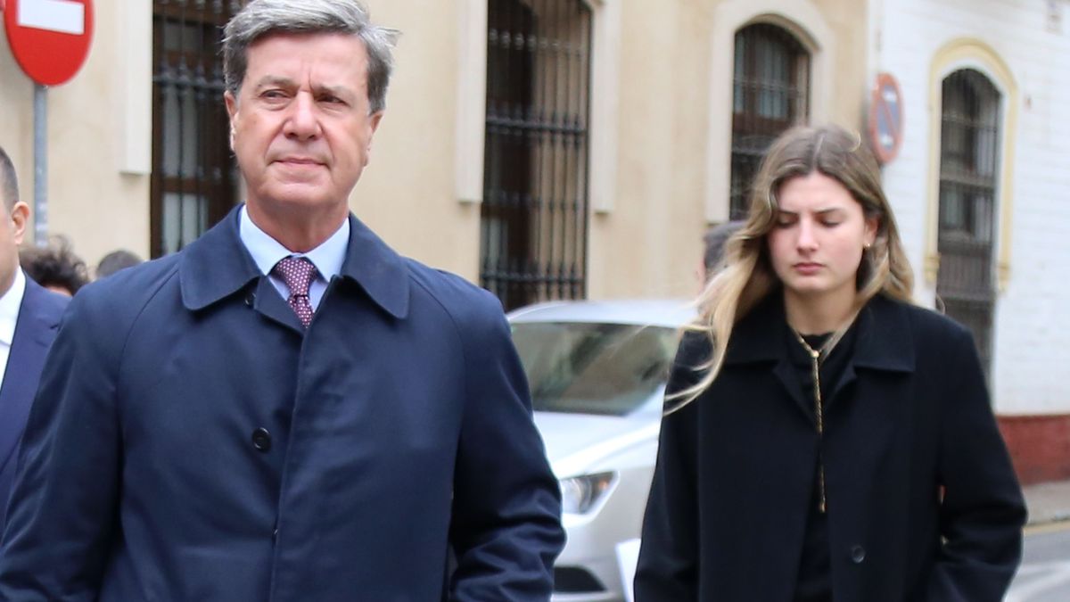 Cayetano Martínez de Irujo y su hija Amina