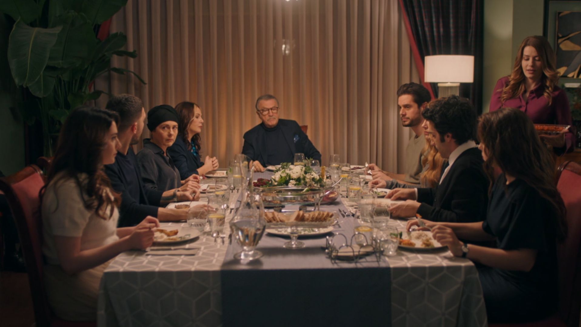 Cena en familia Lost in love Temporada 1 Capítulo 24