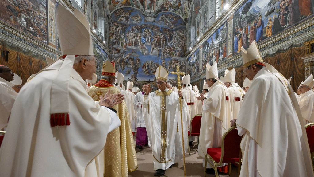 León XIV inicia su pontificado: las pistas que deja su primera misa