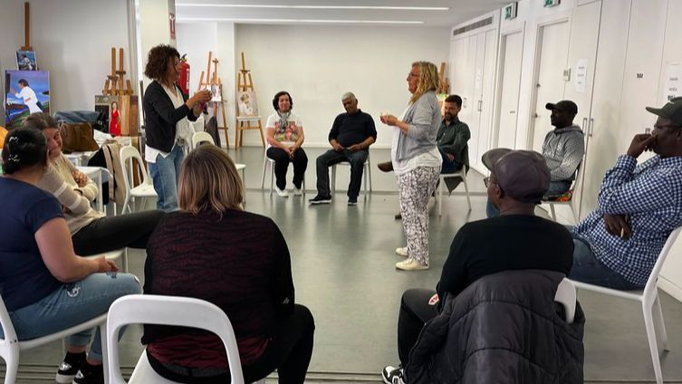 Taller de 'mindfulness' para personas sin hogar en Lleida