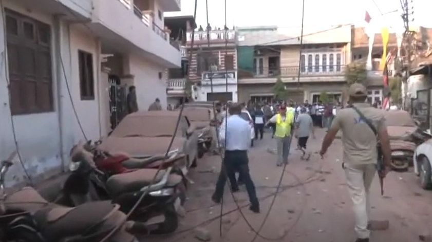 Tres personas han muerto tras ataques pakistaníes en la Cachemira india