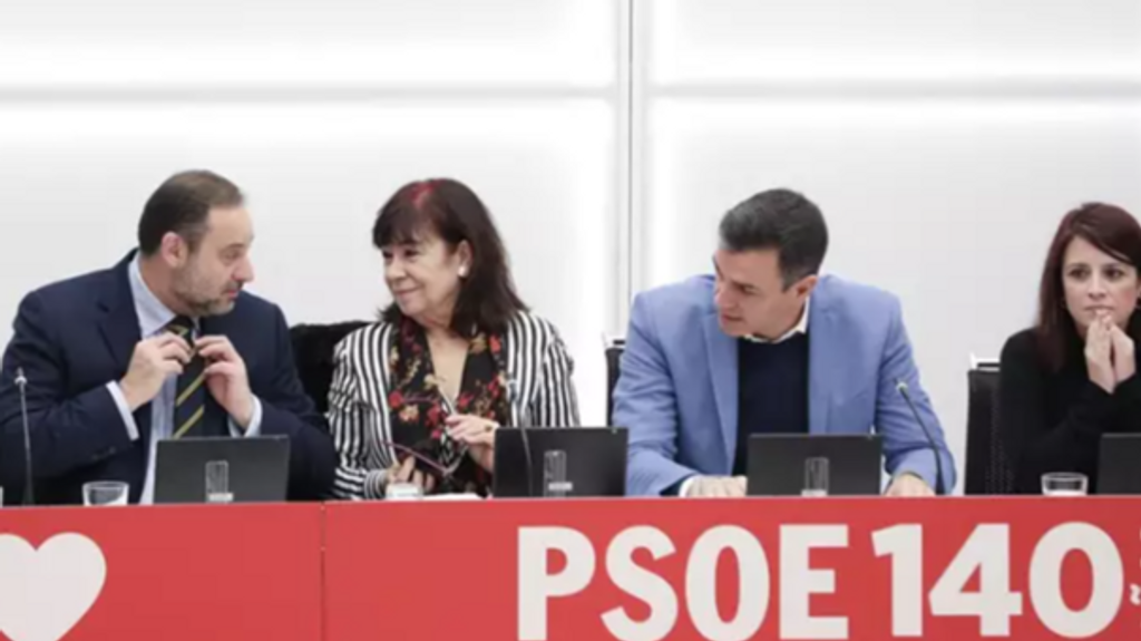El diario 'El Mundo' revela algunos de los mensajes que intercambiaron Pedro Sánchez y José Luis Ábalos
