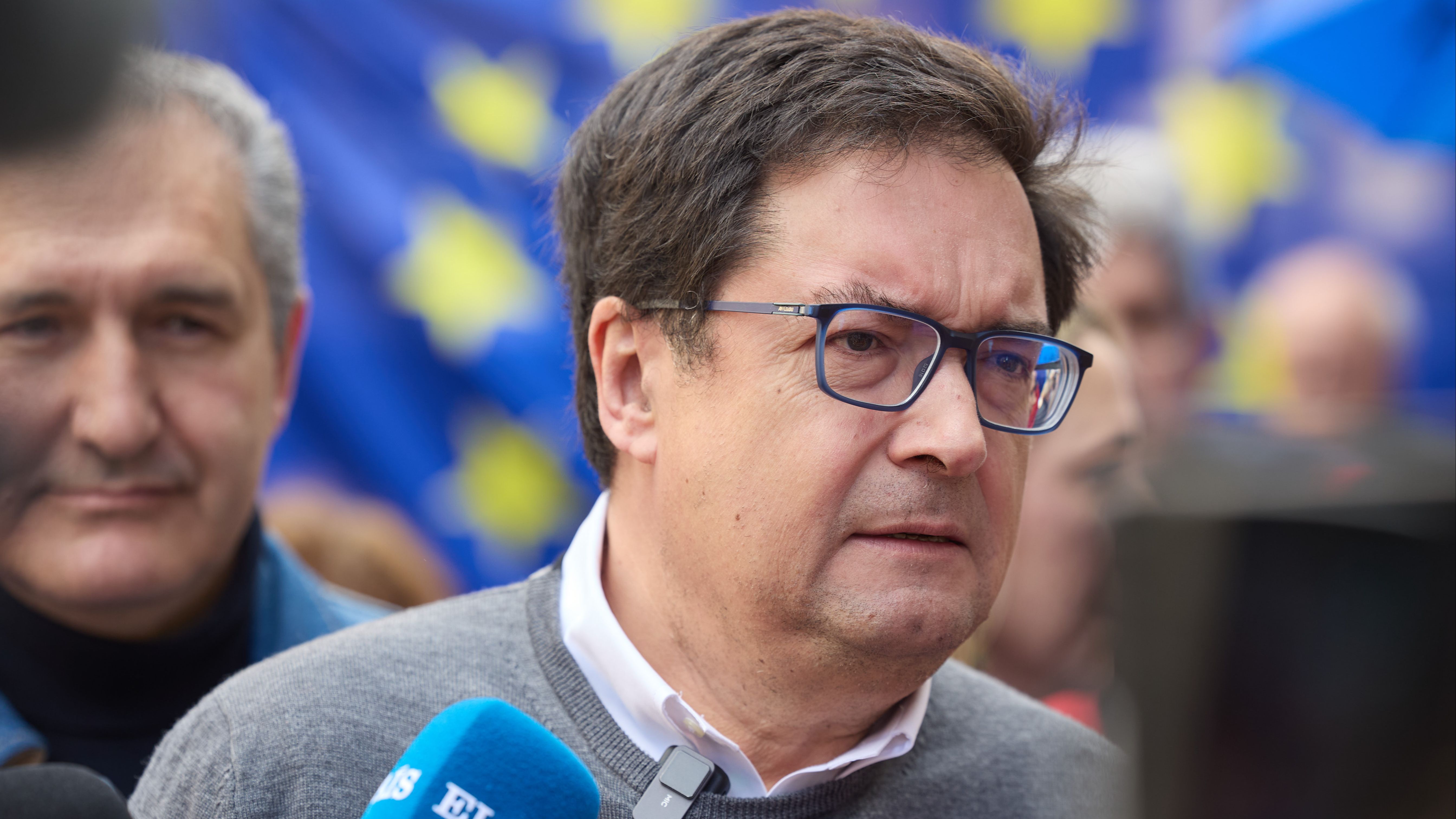 El ministro para la Transformación Digital y de la Función Pública, Óscar López, durante la concentración en defensa de Europa y la democracia