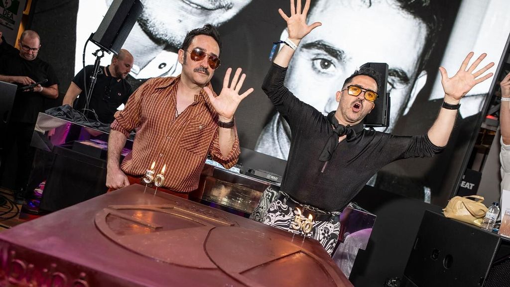Juan Antonio y Carlos Bayona, celebrando su 50º cumpleaños