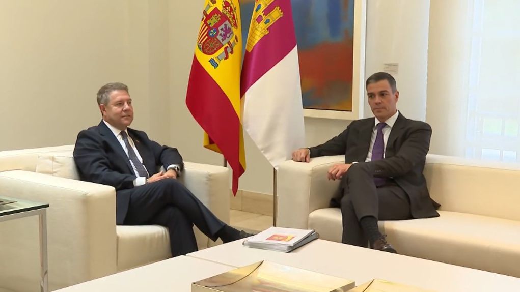 La reacción del PSOE y de los barones a los whatsapp de Sánchez