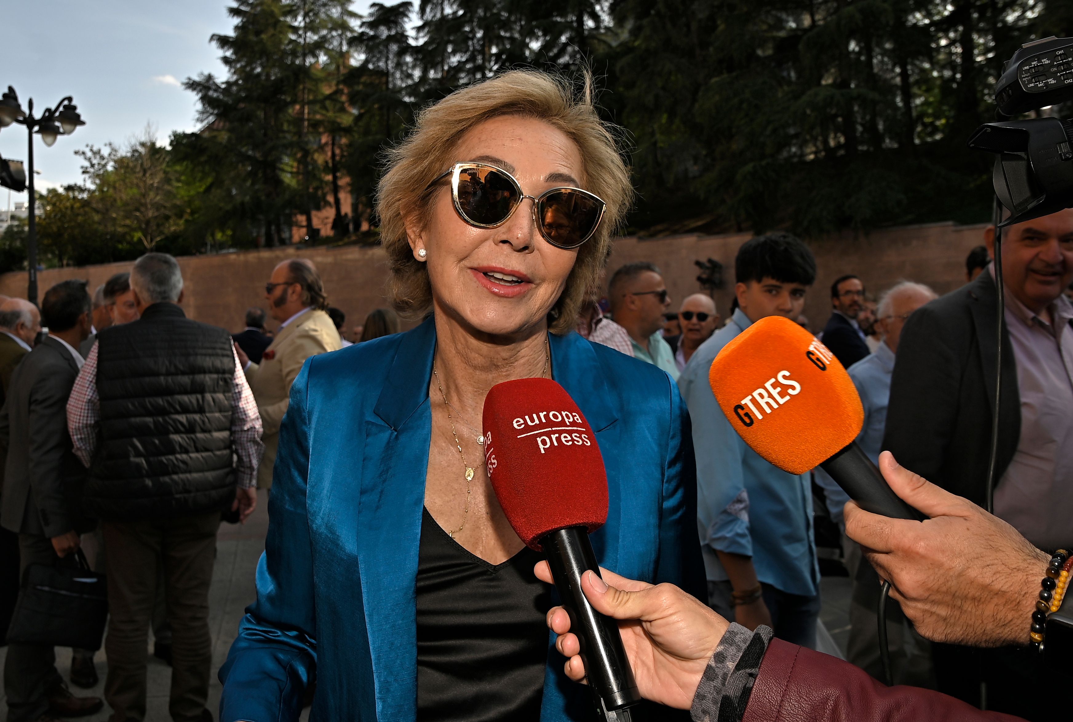 Ana Rosa Quintana llegando a la Plaza de Toros de Las Ventas en 2023
