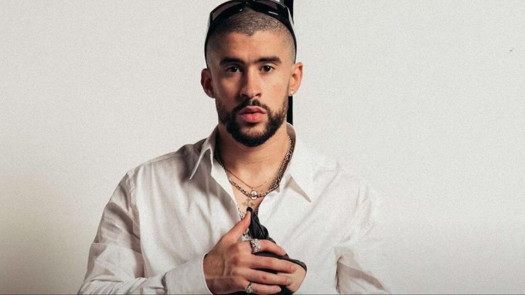Bad Bunny, criticado en redes por fans de Michael Jackson después de que Forbes le llamara el nuevo 'Rey del Pop'