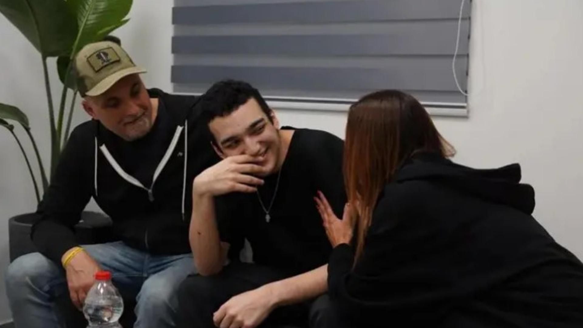 Hamás libera al soldado estadounidense, Edan Alexander, tras tres años de cautividad