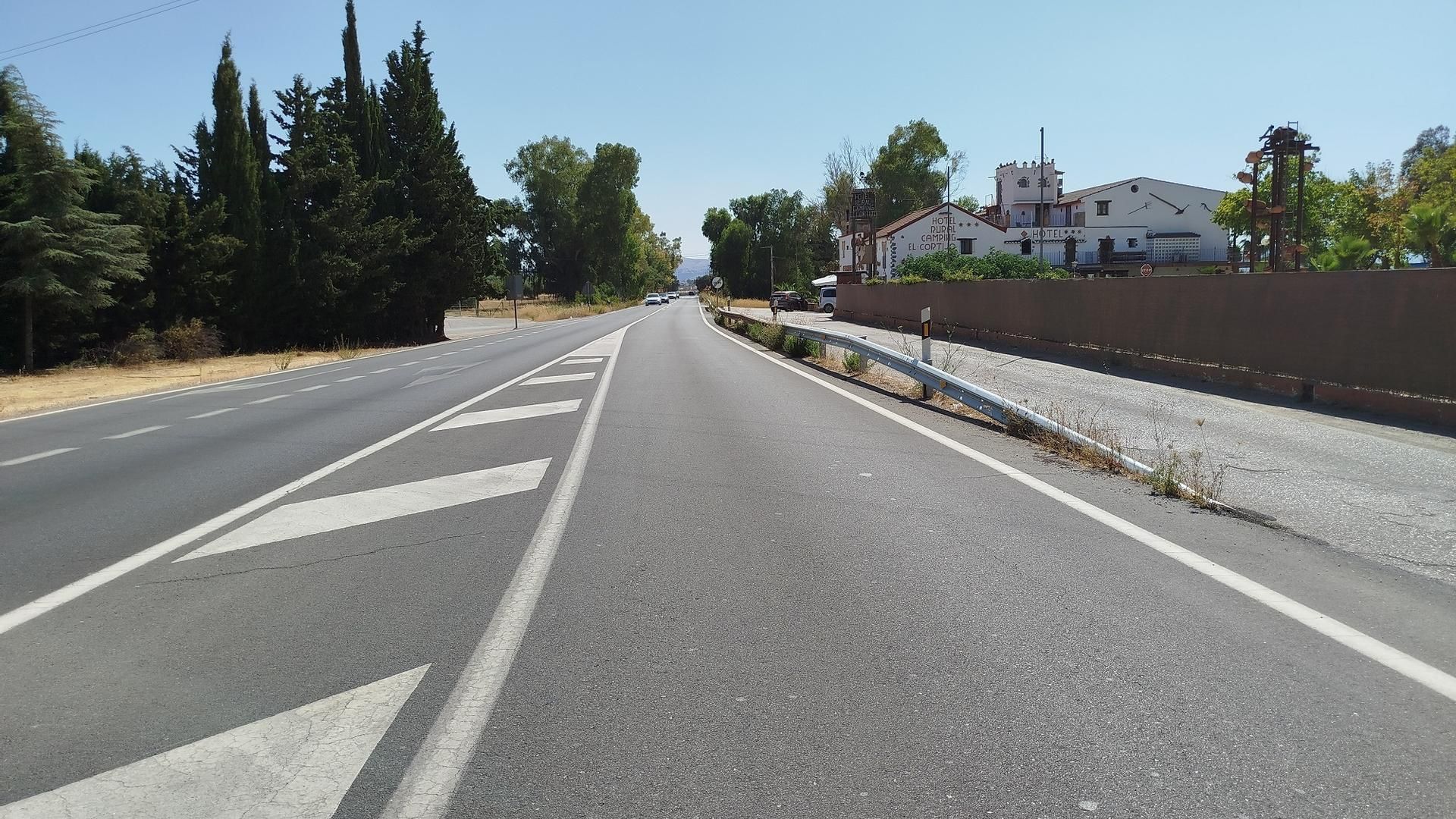 La autopsia revela que el cadáver hallado en El Borge, Málaga, presenta heridas compatibles con un arma blanca