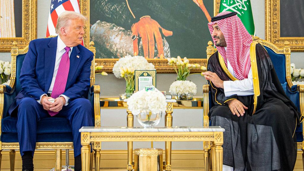 Mohamed bin Salmán recibe en Riad a Donald Trump