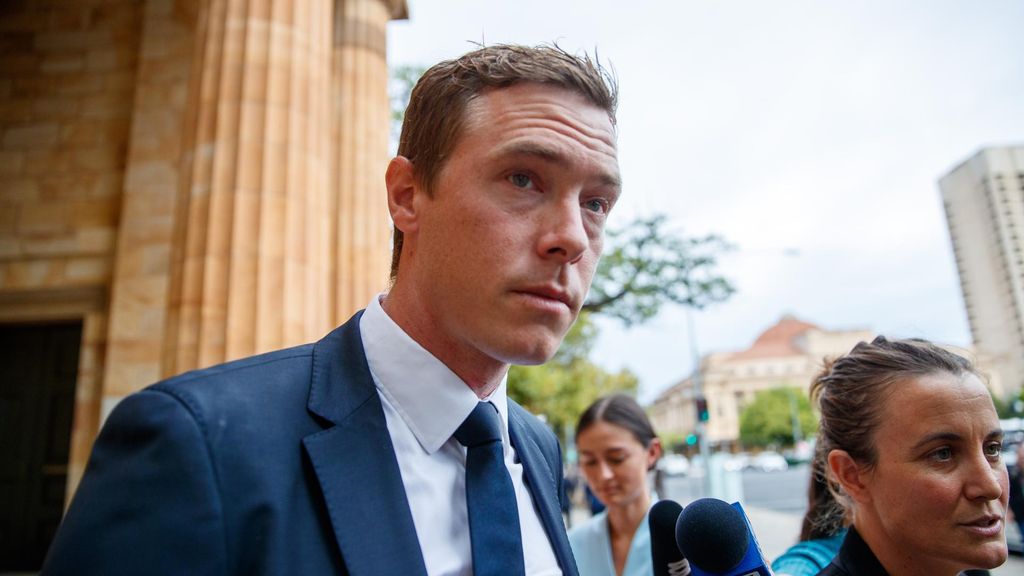El exciclista Rohan Dennis, condenado a dos años de prisión condicional por la muerte de su esposa, evita entrar en la cárcel