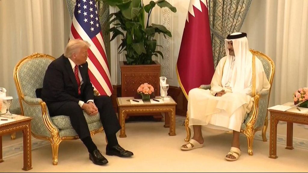 Trump se plantea aceptar un avión de lujo de Qatar mientras sus dos hijos ponen en marcha negocios multimillonarios en el golfo Pérsico