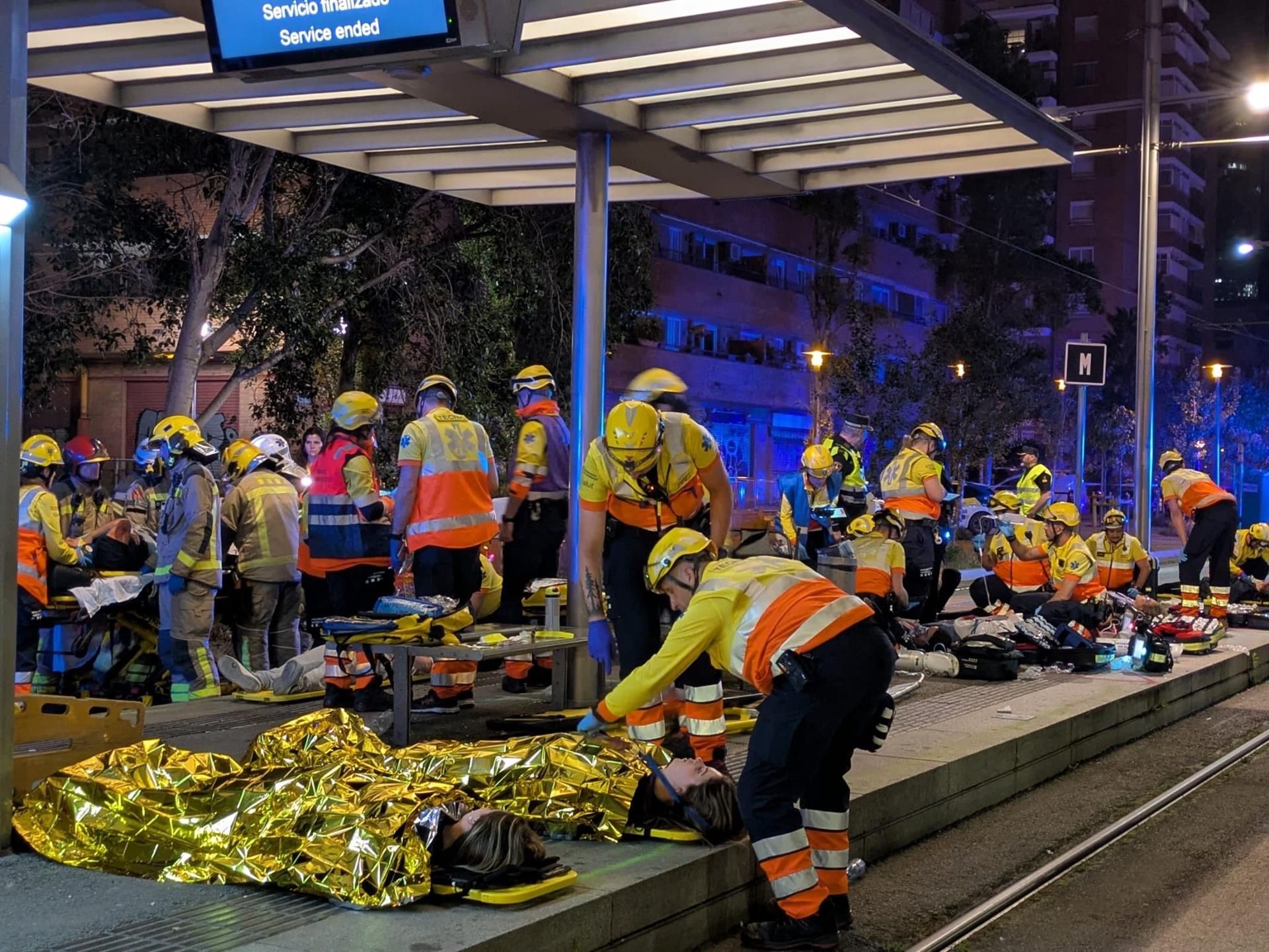 El simulacro nocturno con un centenar de 'afectados' en Barcelona