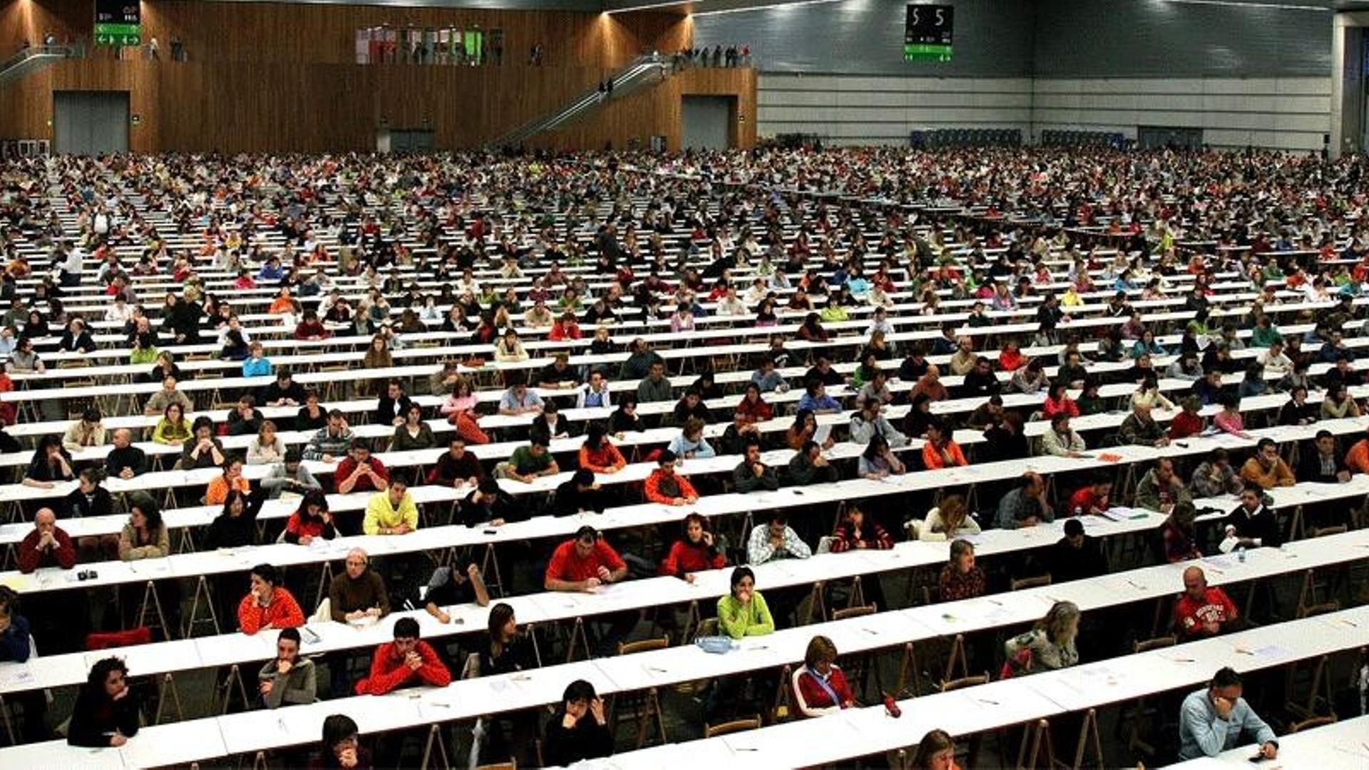 Examen escrito de HABE de una convocatoria pasada. Examen escrito de HABE de una convocatoria pasada.