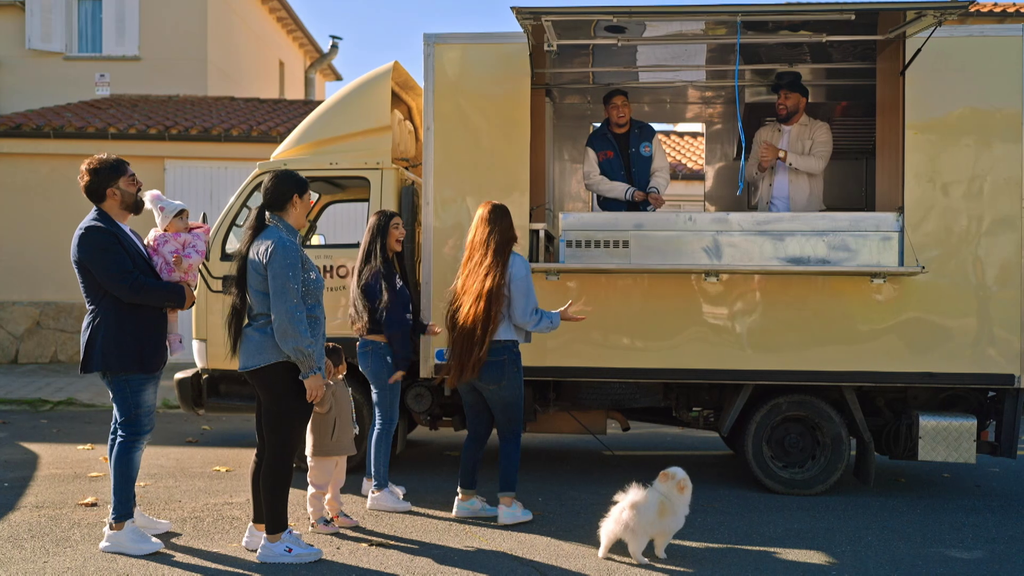 Iván y Jose dejan a la familia Jiménez con la boca abierta con su nuevo foodtruck: "¡Qué bonito!"