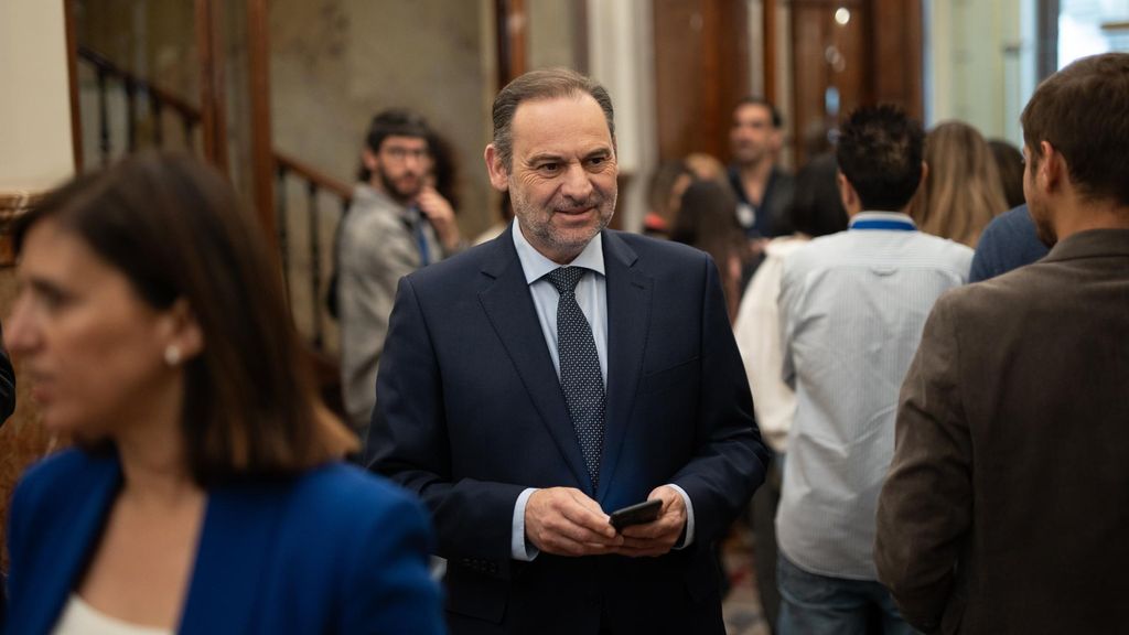 José Luis Ábalos, sobre la ex miss Asturias Claudia Montes: "Nunca ha mantenido conmigo ninguna relación sentimental ni personal"