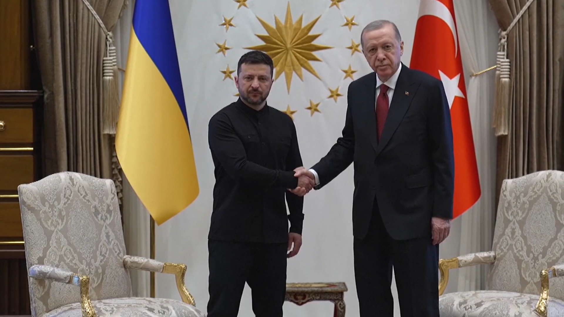 Putin da plantón a Zelenski en Estambul y envía a una delegación: el presidente ucraniano lo tacha de farsa