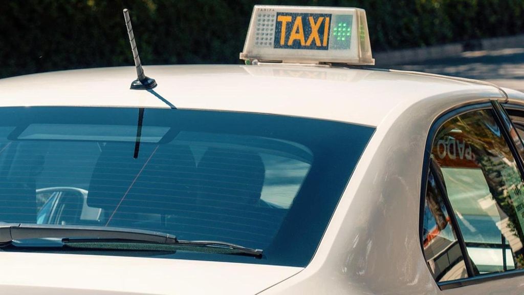 Taxi