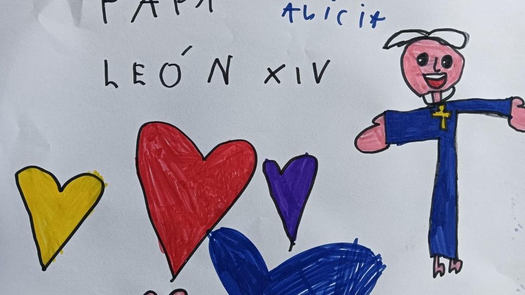 Un dibujo del Papa León XIV realizado por Alicia, una alumna de 5 años del colegio La Natividad, en Madrid.