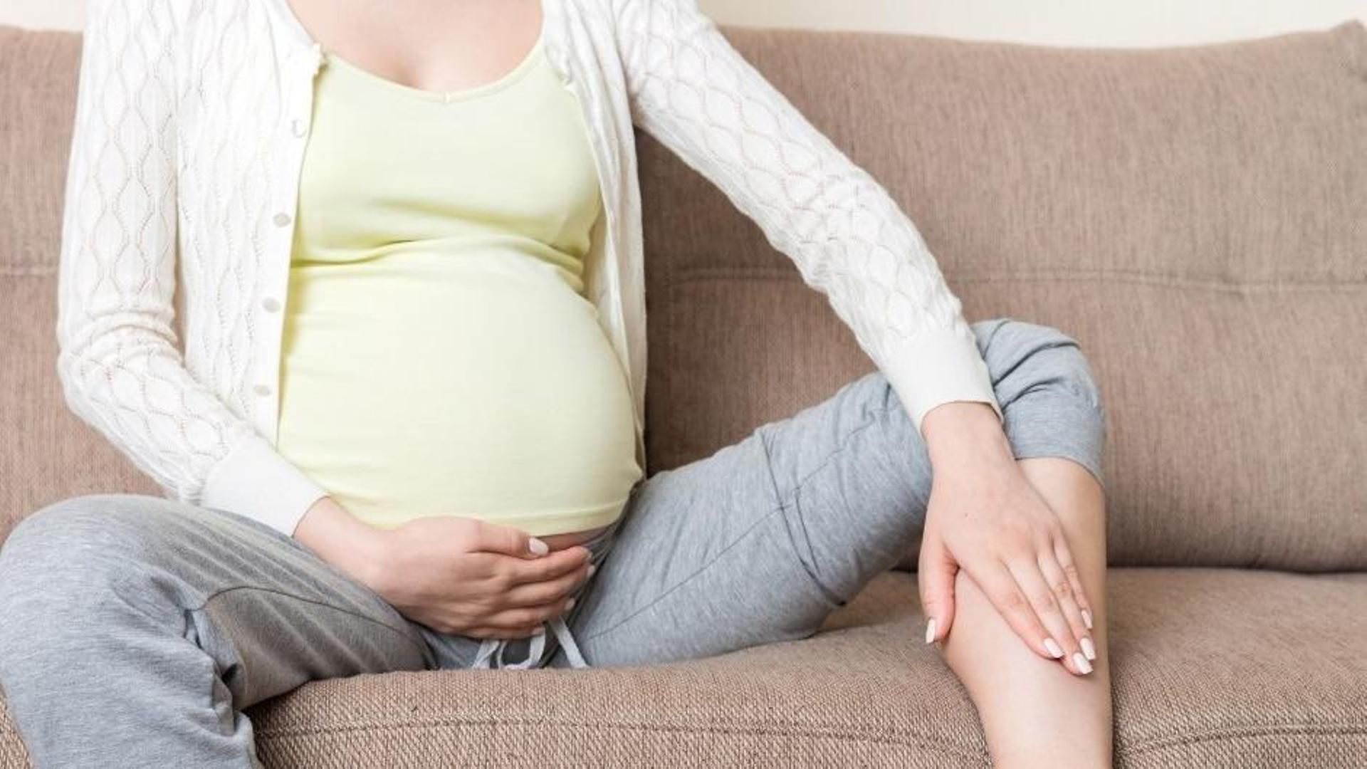 Un estudio asocia mayor riesgo de cáncer de mama la maternidad tardía