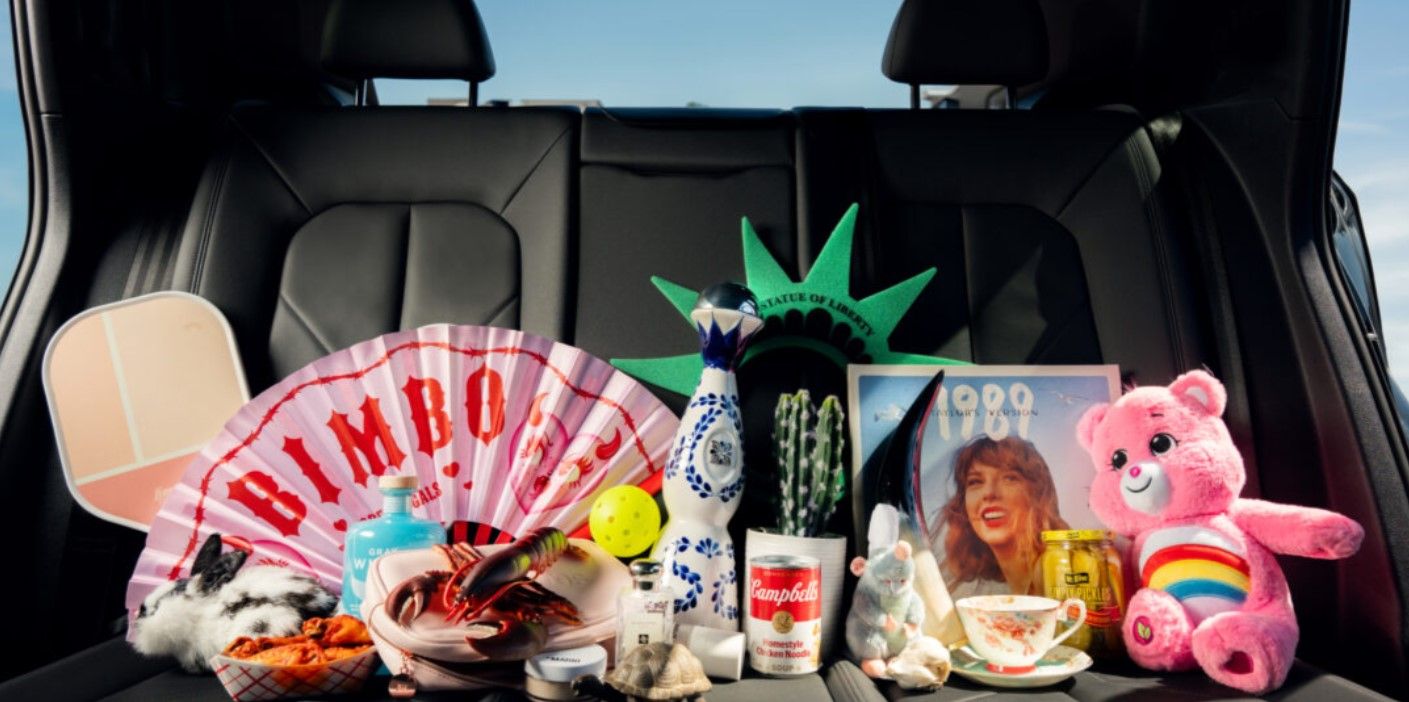 Una muestra de los objetos más raros olvidados en los coches de Uber.
